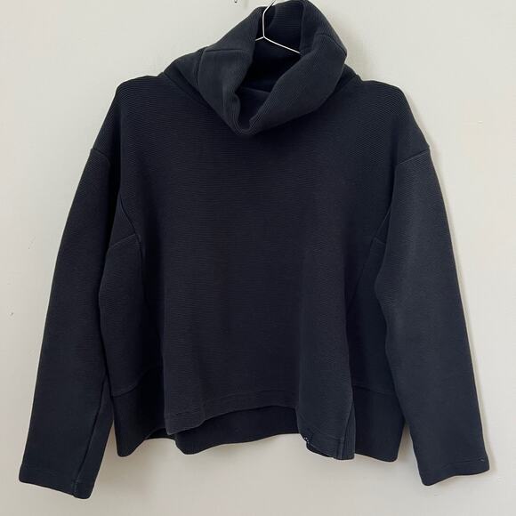 VARLEY Womens Black Turtleneck Sweatshirt Size XS - Picture 1 of 13